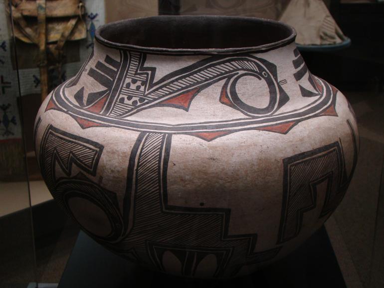 Zuni Pot